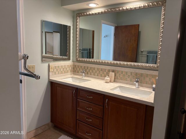 943 E Eveningstar Lane, Tempe, AZ 85283