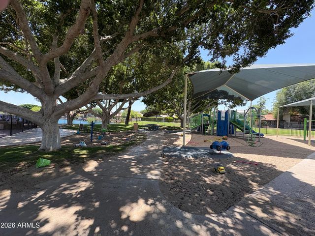 943 E Eveningstar Lane, Tempe, AZ 85283