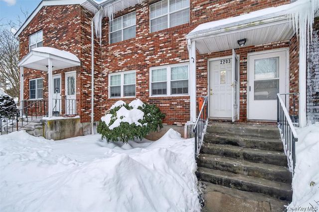 276 Temple Hill Road 2203, New Windsor, NY 12553