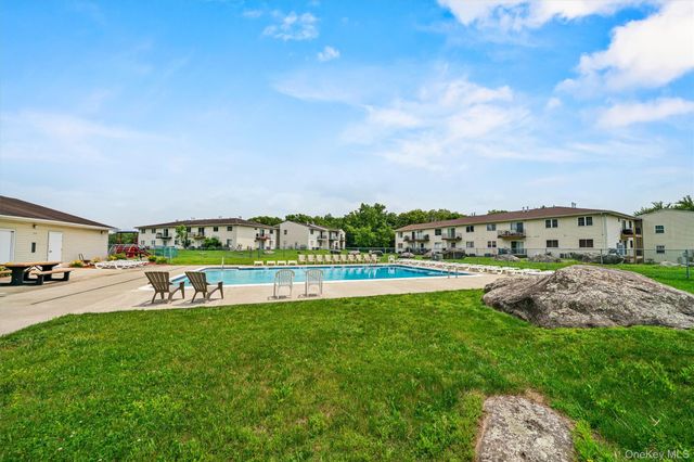 276 Temple Hill Road 2203, New Windsor, NY 12553