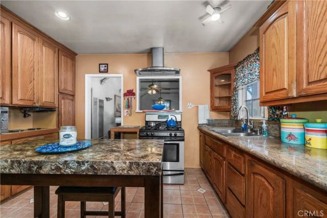 6771 California, Long Beach, CA 90805
