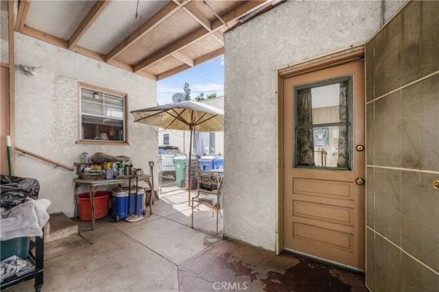 6771 California, Long Beach, CA 90805