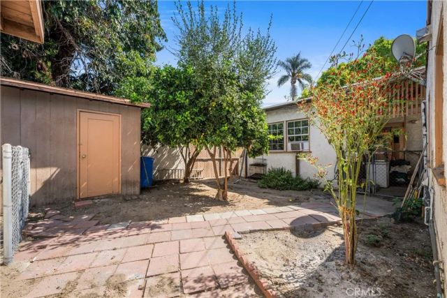 6771 California, Long Beach, CA 90805