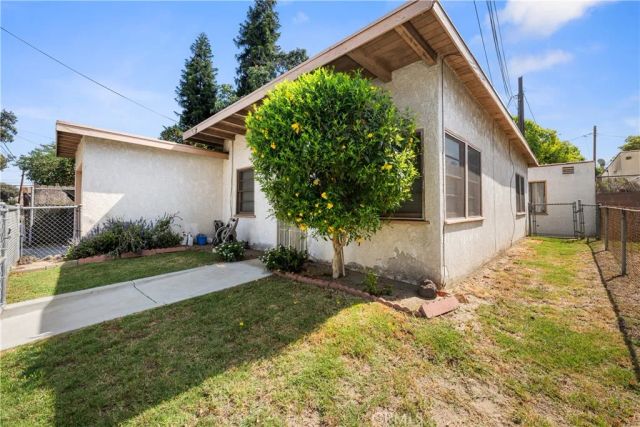 6771 California, Long Beach, CA 90805