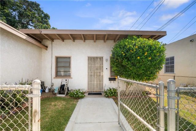 6771 California, Long Beach, CA 90805