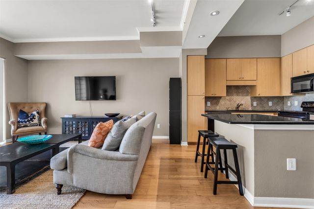 3225 Turtle Creek Boulevard 10, Dallas, TX 75219