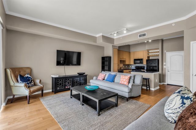 3225 Turtle Creek Boulevard 10, Dallas, TX 75219