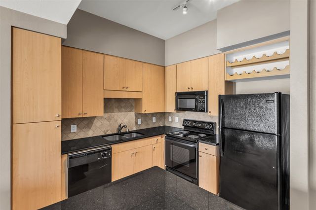 3225 Turtle Creek Boulevard 10, Dallas, TX 75219