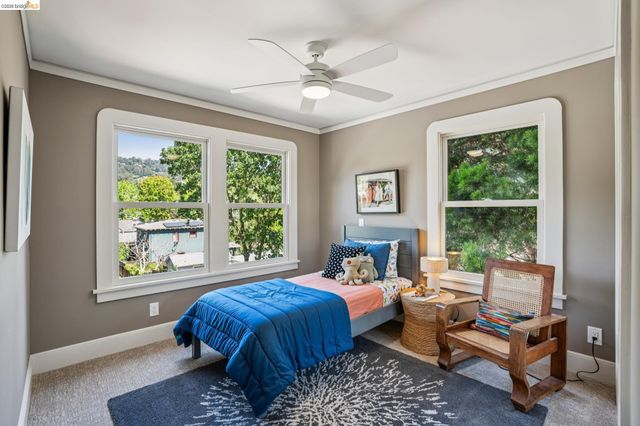 3136 Arizona St, Oakland, CA 94602