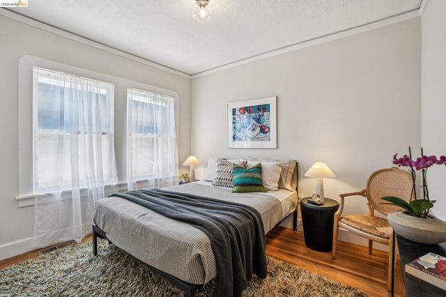 3136 Arizona St, Oakland, CA 94602