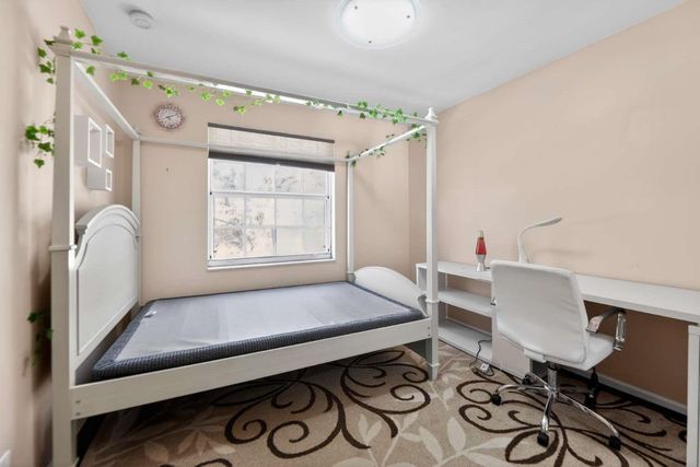 15158 SW 49th Street, Davie, FL 33331