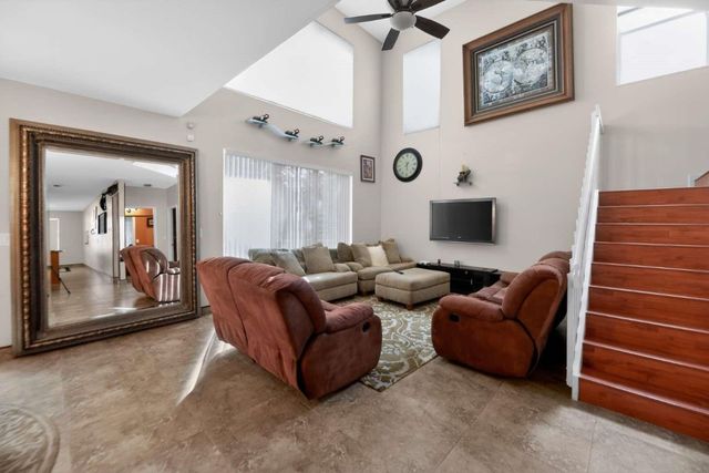 15158 SW 49th Street, Davie, FL 33331