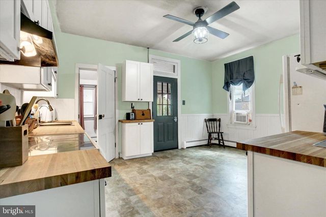 338 E PARK ST, Elizabethtown, PA 17022