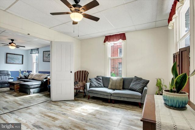 338 E PARK ST, Elizabethtown, PA 17022