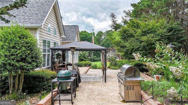 325 Highland Pointe Drive, Cohutta, GA 30710