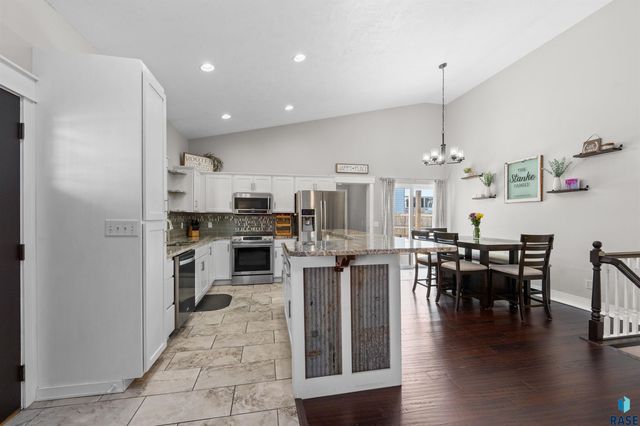 1003 Ash Grove St Street, Harrisburg, SD 57032