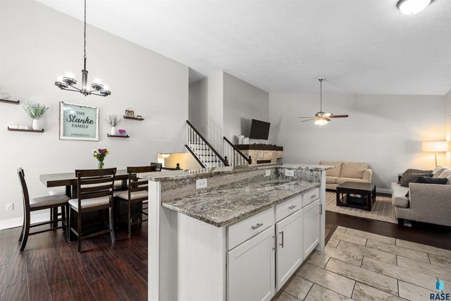 1003 Ash Grove St Street, Harrisburg, SD 57032