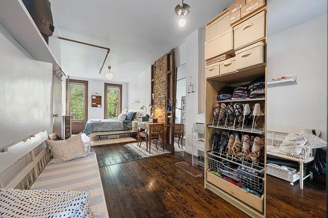 549 W 187th Street, New York City, NY 10033