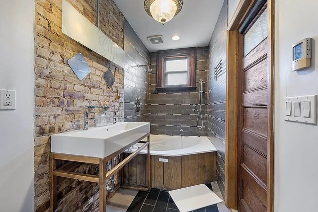 549 W 187th Street, New York City, NY 10033