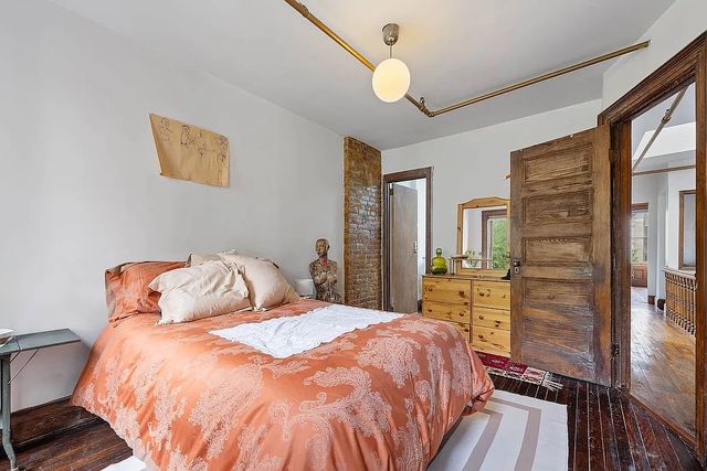 549 W 187th Street, New York City, NY 10033