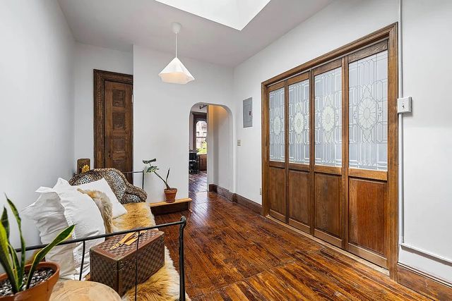 549 W 187th Street, New York City, NY 10033