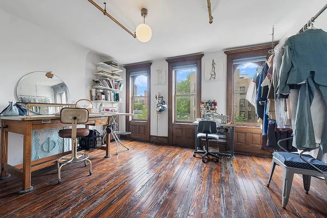 549 W 187th Street, New York City, NY 10033