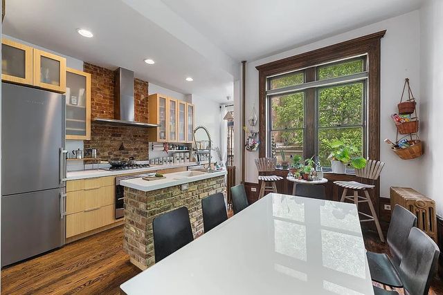 549 W 187th Street, New York City, NY 10033