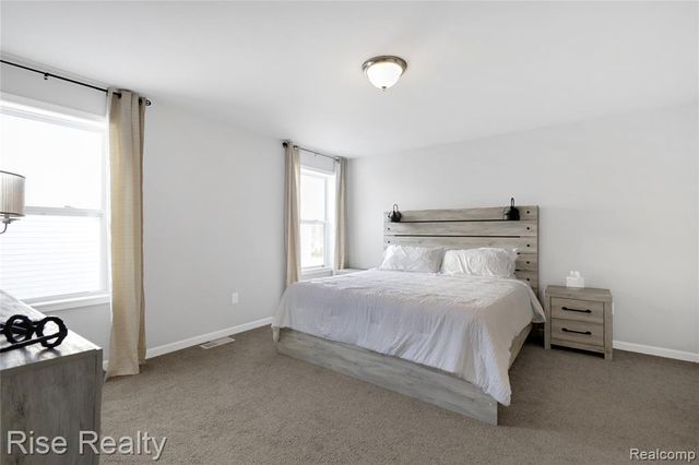 2027 Stillwater Drive, Davison, MI 48423