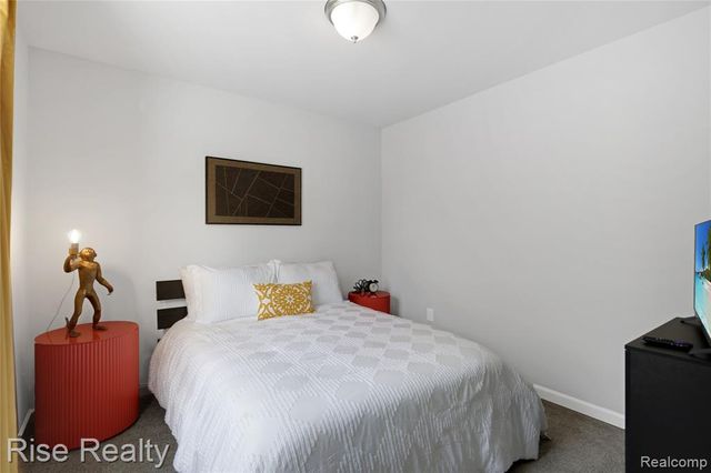 2027 Stillwater Drive, Davison, MI 48423