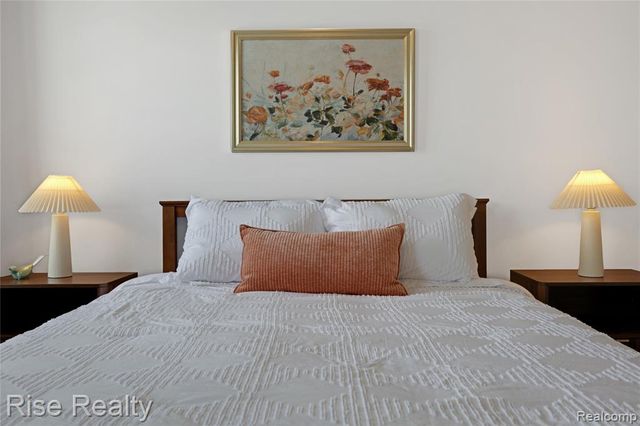 2027 Stillwater Drive, Davison, MI 48423