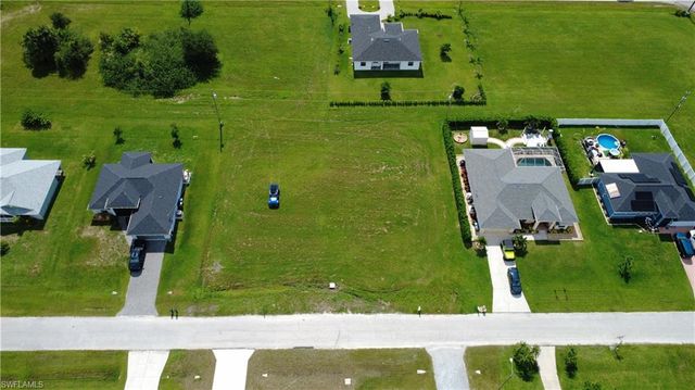 1154 NW 7th PL, Cape Coral, FL 33993