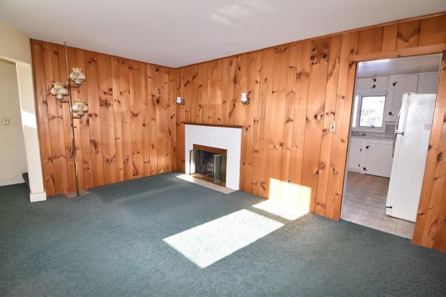 49 Clark Avenue, Brattleboro, VT 05301