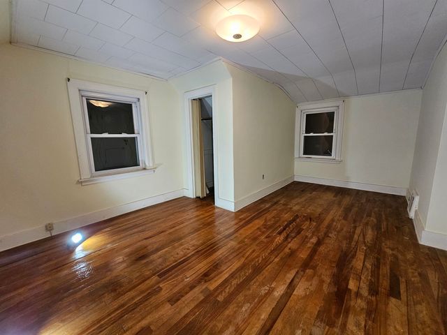 49 Clark Avenue, Brattleboro, VT 05301