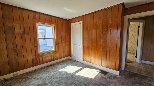 49 Clark Avenue, Brattleboro, VT 05301