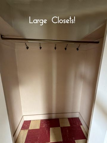 49 Clark Avenue, Brattleboro, VT 05301