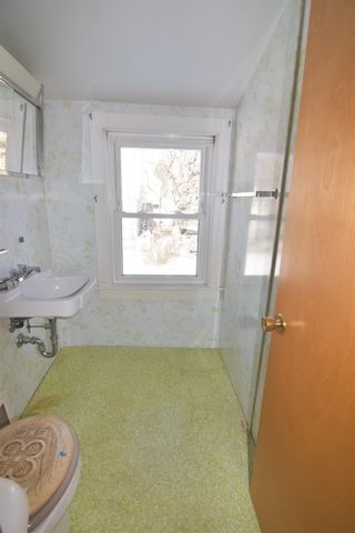 49 Clark Avenue, Brattleboro, VT 05301