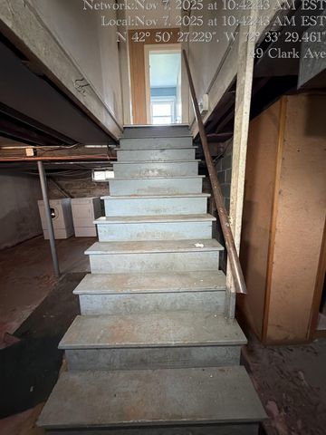 49 Clark Avenue, Brattleboro, VT 05301