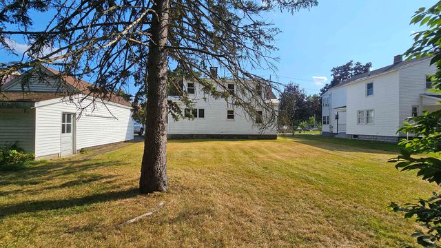 49 Clark Avenue, Brattleboro, VT 05301