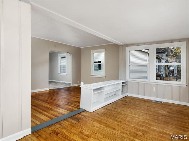 629 Decatur Street, St Charles, MO 63301