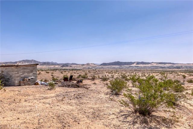 72082 Winters Road, 29 Palms, CA 92277