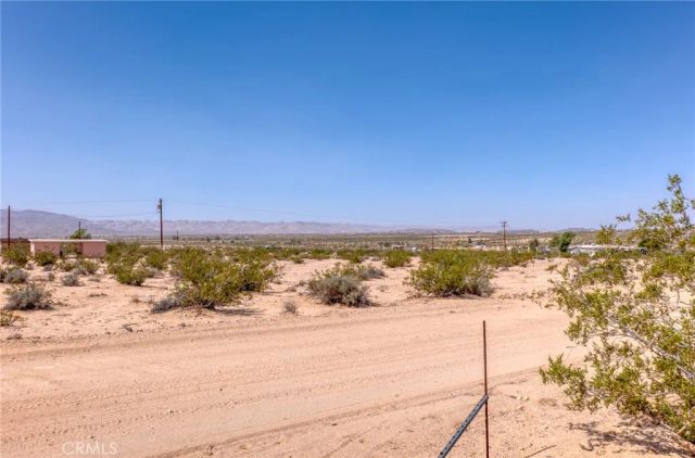 72082 Winters Road, 29 Palms, CA 92277