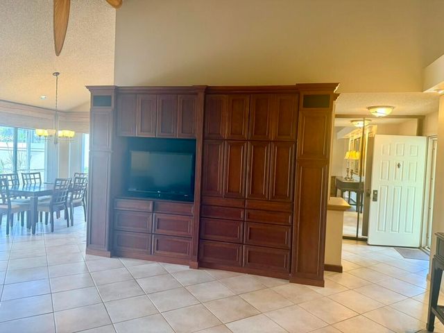 232 E River Park Drive, Jupiter, FL 33477