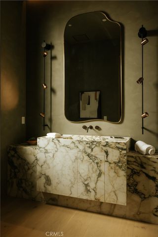 4543 Densmore Avenue, Encino, CA 91436