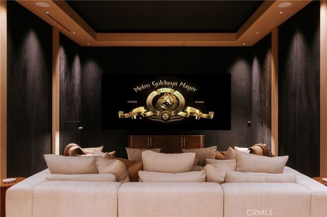 4543 Densmore Avenue, Encino, CA 91436