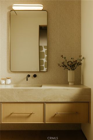 4543 Densmore Avenue, Encino, CA 91436