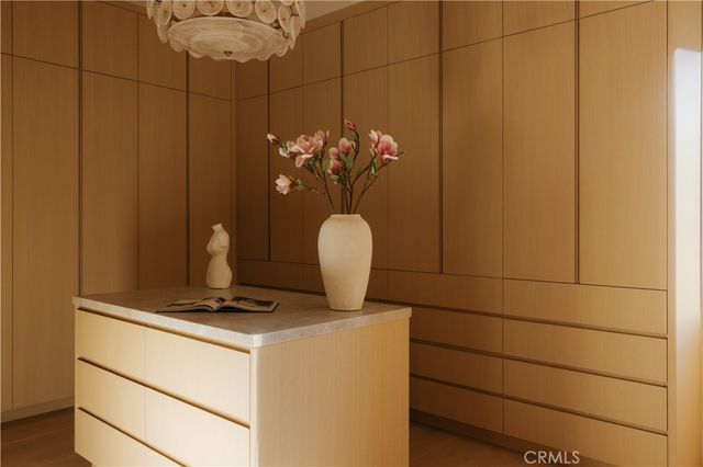 4543 Densmore Avenue, Encino, CA 91436