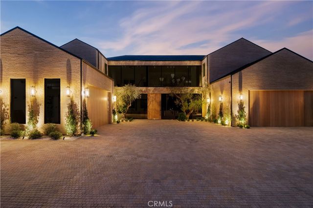 4543 Densmore Avenue, Encino, CA 91436