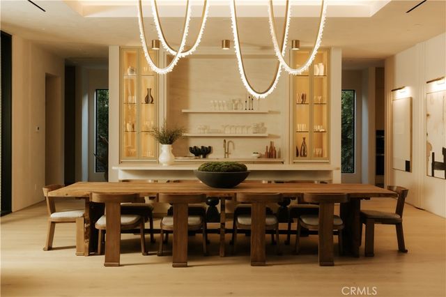 4543 Densmore Avenue, Encino, CA 91436