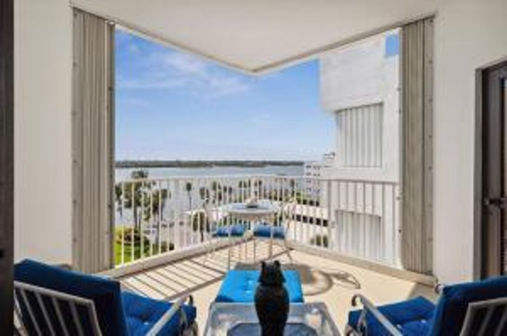 2860 S Ocean Boulevard 602, Palm Beach, FL 33480