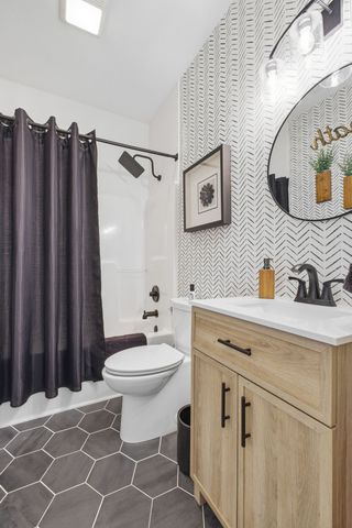 130 Cedar Ridge Ln, Hendersonville, TN 37075